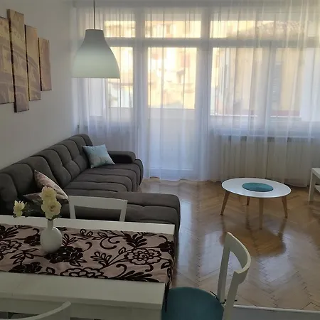 Apartment Arenacentar