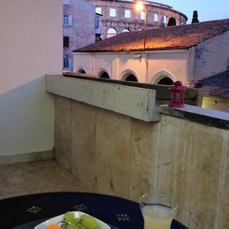 Arenacentar Apartment