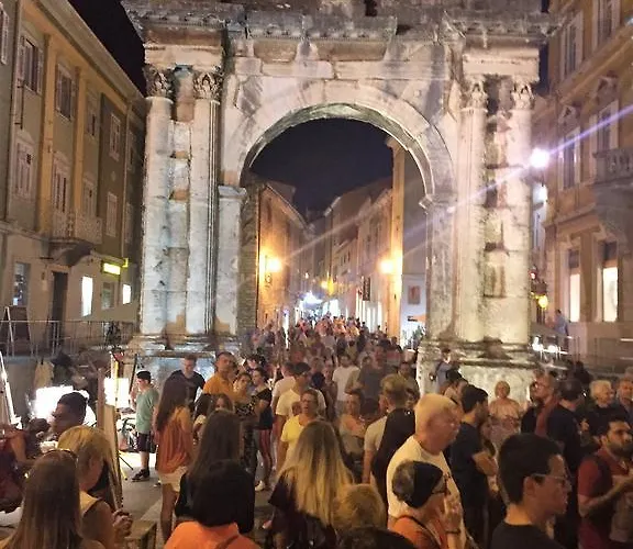 Lejlighed Arenacentar Pula