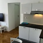 Arenacentar شقة